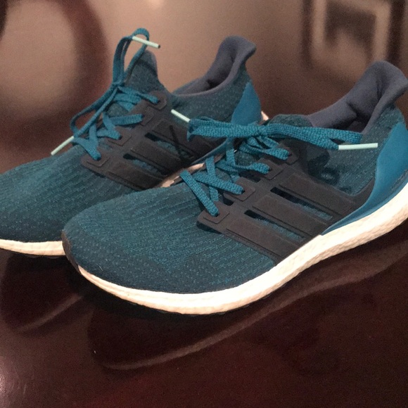 Men's adidas Ultra Boost size 9 Men's adidas Ultra Boost size 9